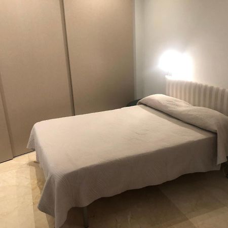 Estudio Con Parking Privado Apartment Madrid Luaran gambar