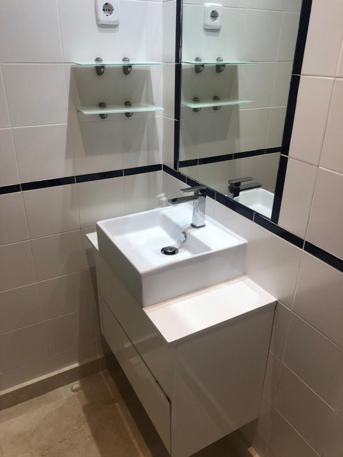 Estudio Con Parking Privado Apartment Madrid Luaran gambar