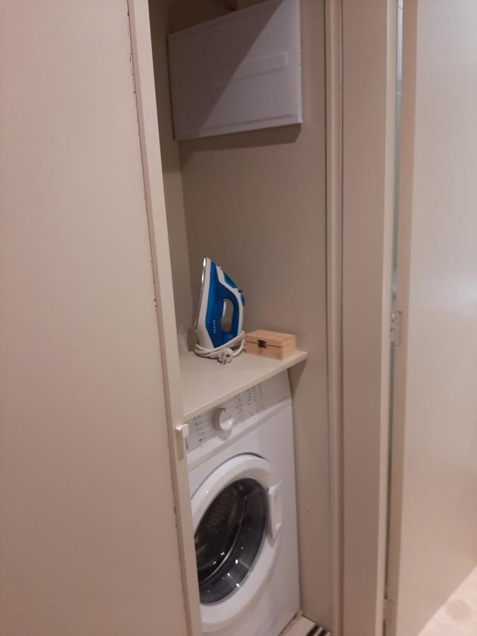 Estudio Con Parking Privado Apartment Madrid Luaran gambar